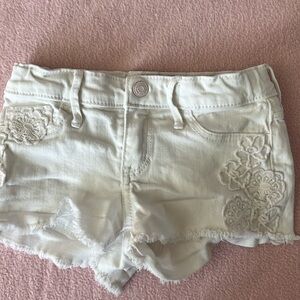 Abercrombie Kids white denim shorts size 5/6 girls